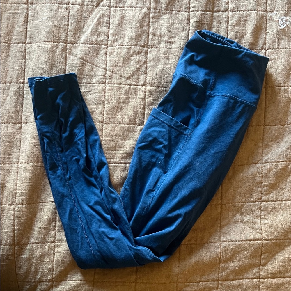 Pact Women's Deep Blue High-Waist Leggings with Side Pocket
